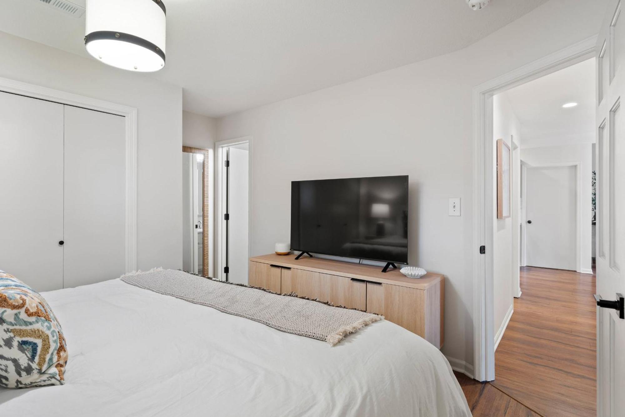 1 5 Miles To Mizzou ~ Spacious & Updated Home~ โคลัมเบีย ภายนอก รูปภาพ
