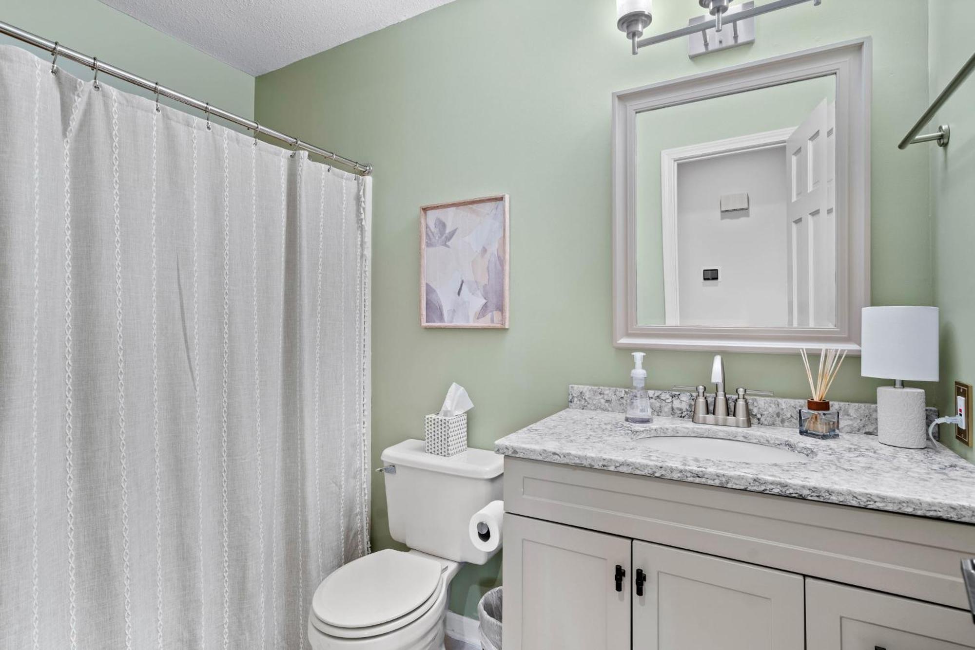1 5 Miles To Mizzou ~ Spacious & Updated Home~ โคลัมเบีย ภายนอก รูปภาพ