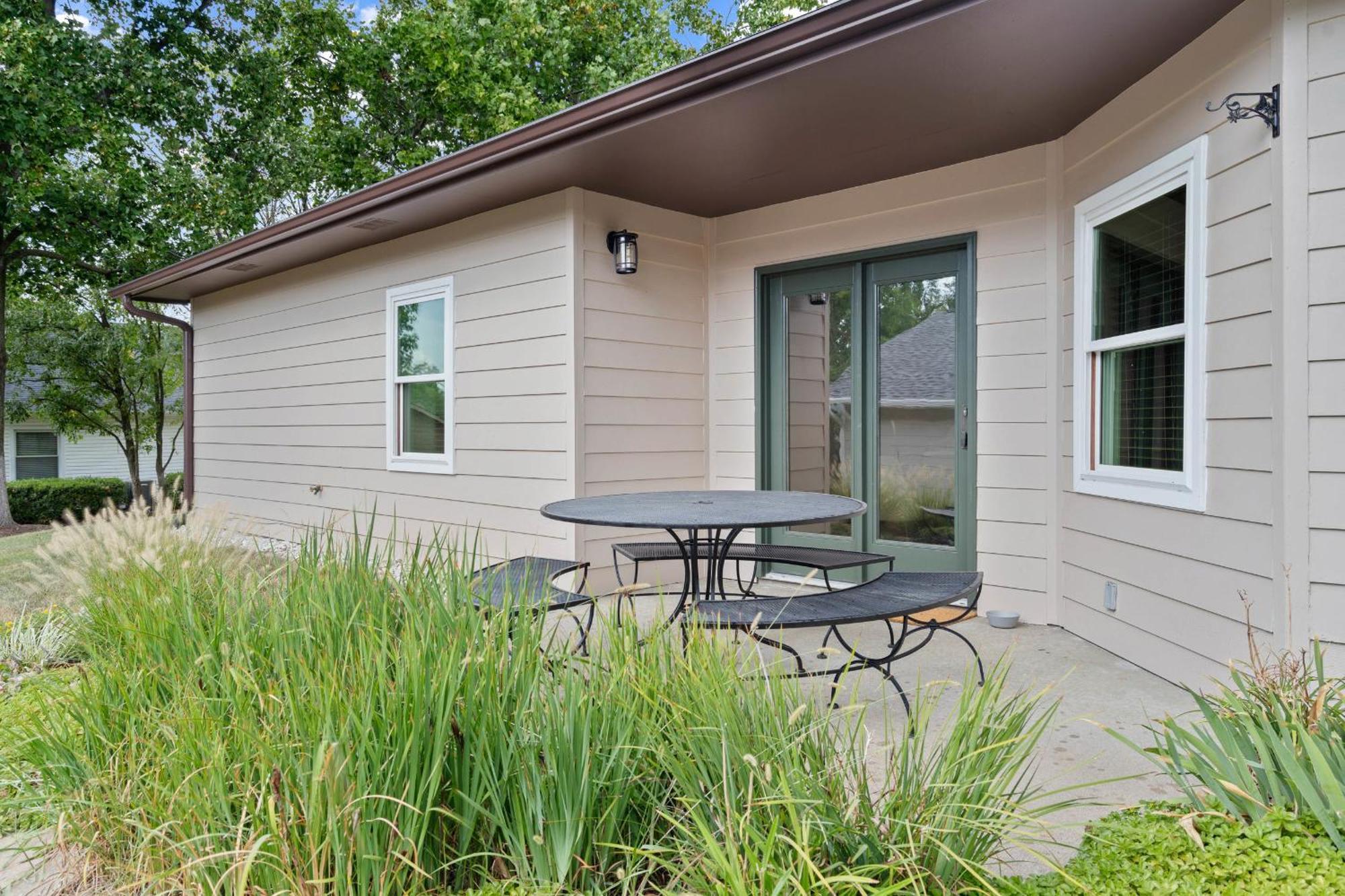 1 5 Miles To Mizzou ~ Spacious & Updated Home~ โคลัมเบีย ภายนอก รูปภาพ